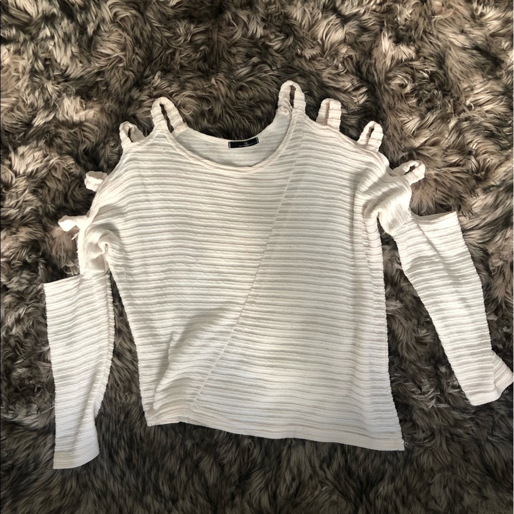 Cut out shoulder sweater